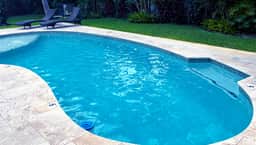 Spacious Private Pool Oasis