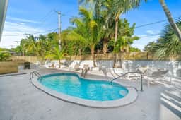 Private Pool Comfortable Luxury