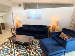 Mountain view condo unit in Angeles Forest Foothills – Near Old Town Pasadena