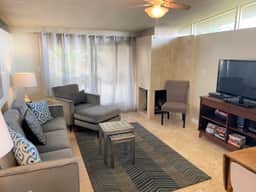 Lovely 2-bedroom mountain getaway – Only minutes to Old Town Pasadena.
