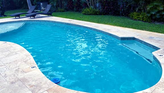 Spacious Private Pool Oasis