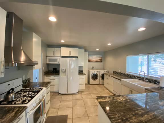 Charming family home in a quiet neighborhood of Burbank: Greenview