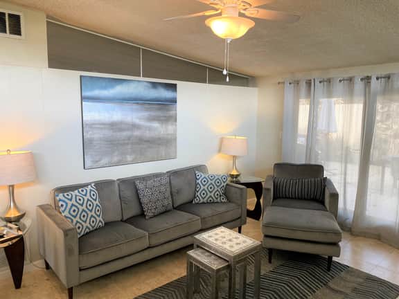 Lovely 2-bedroom mountain getaway – Only minutes to Old Town Pasadena.